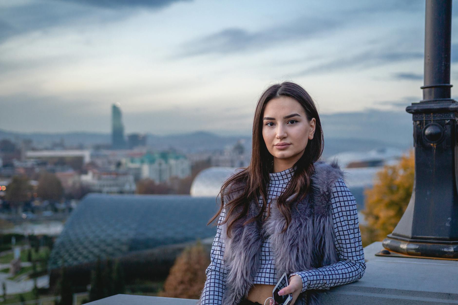 21 Cute Outfit Ideas You'll Want to Copy This Year 39 19 vest over longsleeve top idea